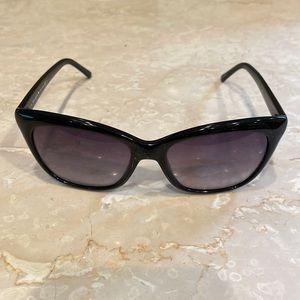 Black Kate Spade gradient women’s sunglasses